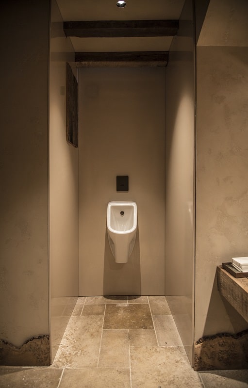 Hide Restaurant - Project Image